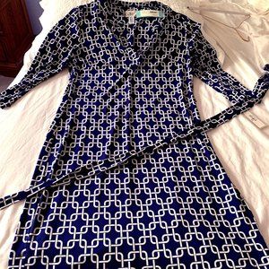 Dress- Navy polyester print dress